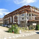 Olymp Skyview 아파트 *