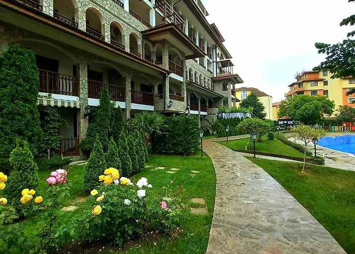 Olymp Skyview Апартамент *